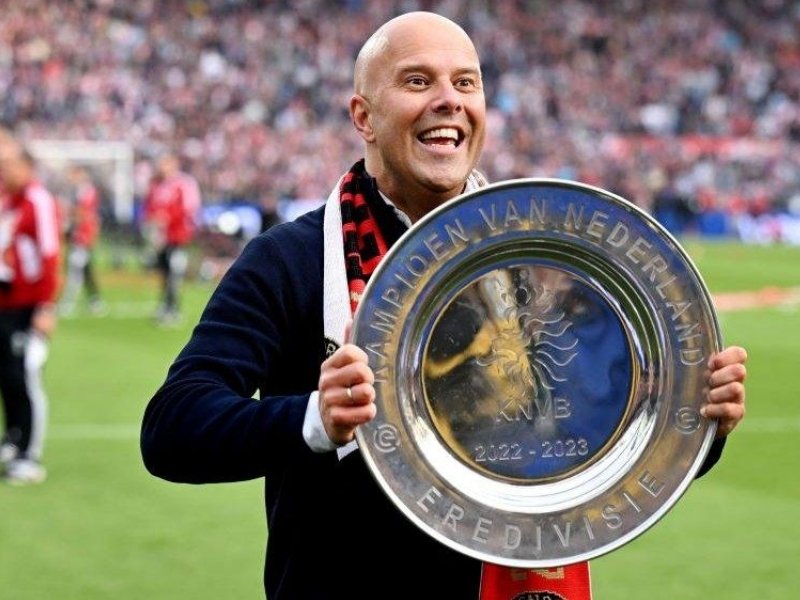 Arne Slot dẫn dắt Feyenoord giành chức vô địch Hà Lan 22/23 sau 6 năm chờ đợi