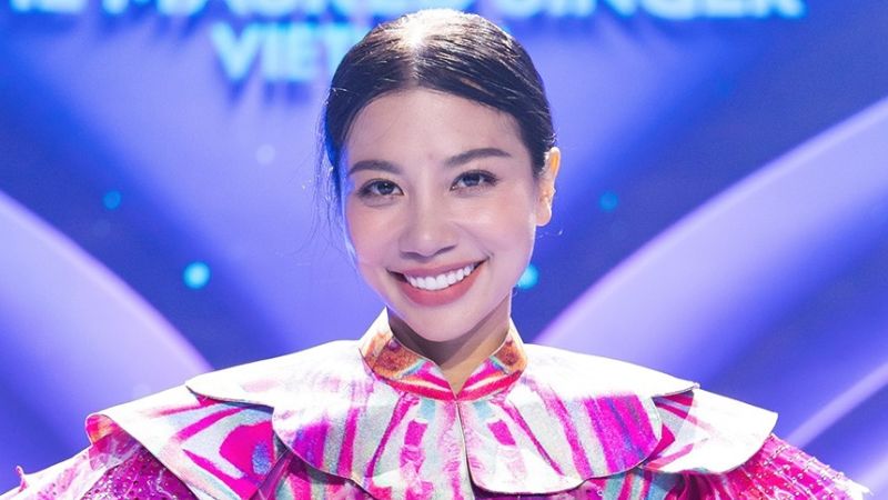 Phượng Vũ là ca sĩ nổi tiếng sau chương trình Giọng hát Việt